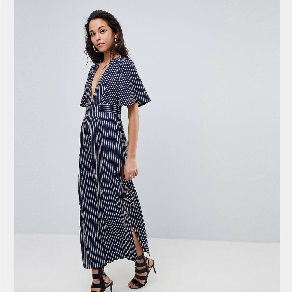 PARALLEL LINES Pinstripe Plunge Front Short Sleeve Jumpsuit w/ Side splits NWOT